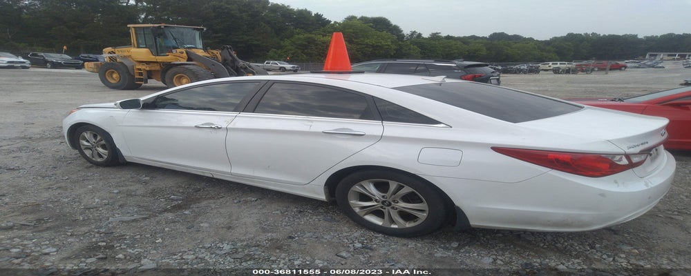 5NPEC4AC9DH658289 2013 HYUNDAI SONATA photo no. 3