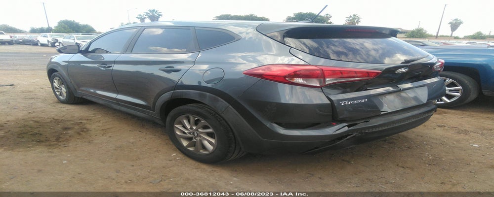 KM8J23A46HU550093 2017 HYUNDAI TUCSON photo no. 3