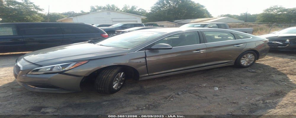 KMHE24L37HA076992 2017 HYUNDAI SONATA HYBRID photo no. 2