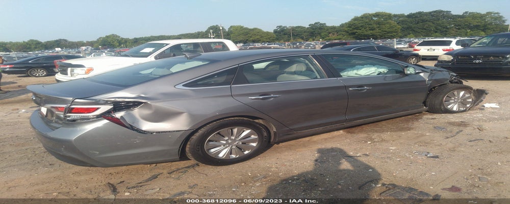 KMHE24L37HA076992 2017 HYUNDAI SONATA HYBRID photo no. 4