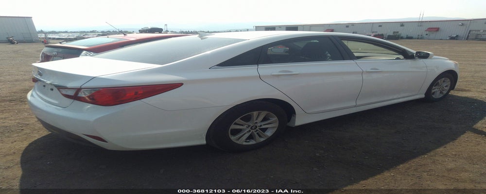 5NPEB4AC8EH820157 2014 HYUNDAI SONATA photo no. 4