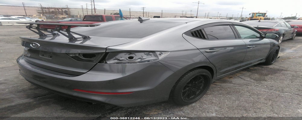 KMHD74LF4HU095120 2017 HYUNDAI ELANTRA photo no. 4