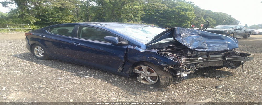 5NPDH4AE8FH567077 2015 HYUNDAI ELANTRA photo no. 18