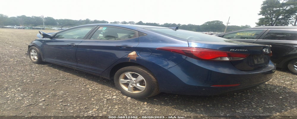 5NPDH4AE8FH567077 2015 HYUNDAI ELANTRA photo no. 3