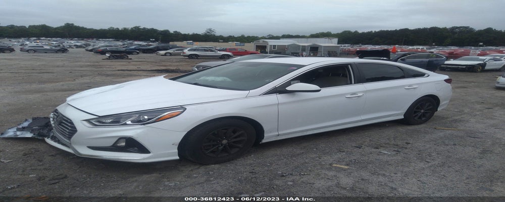 5NPE24AF6KH786368 2019 HYUNDAI SONATA photo no. 2