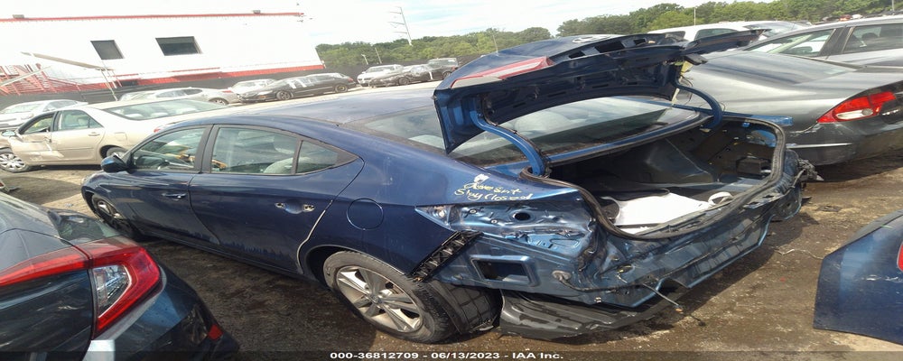 5NPD84LF6JH221768 2018 HYUNDAI ELANTRA photo no. 3