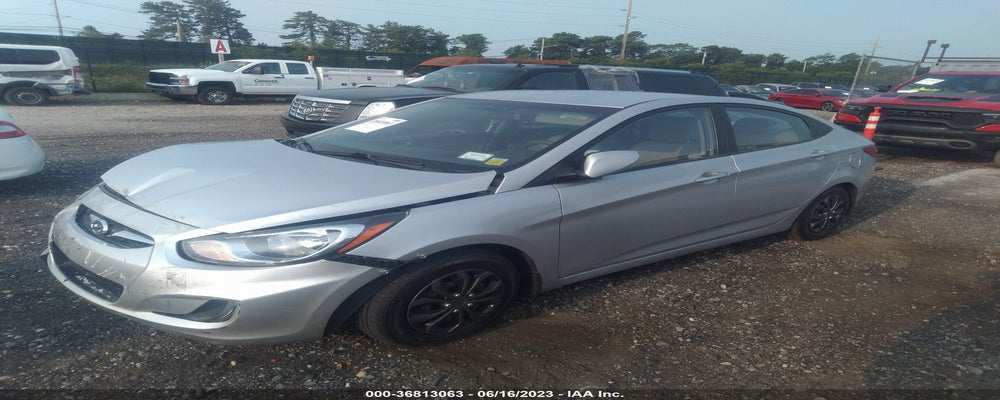 KMHCT4AE7DU282685 2013 HYUNDAI ACCENT photo no. 2