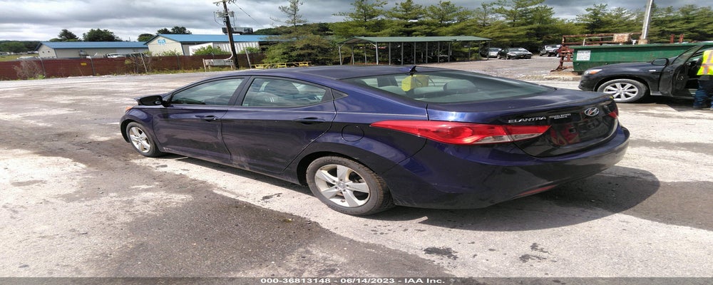 5NPDH4AE3DH335130 2013 HYUNDAI ELANTRA photo no. 3