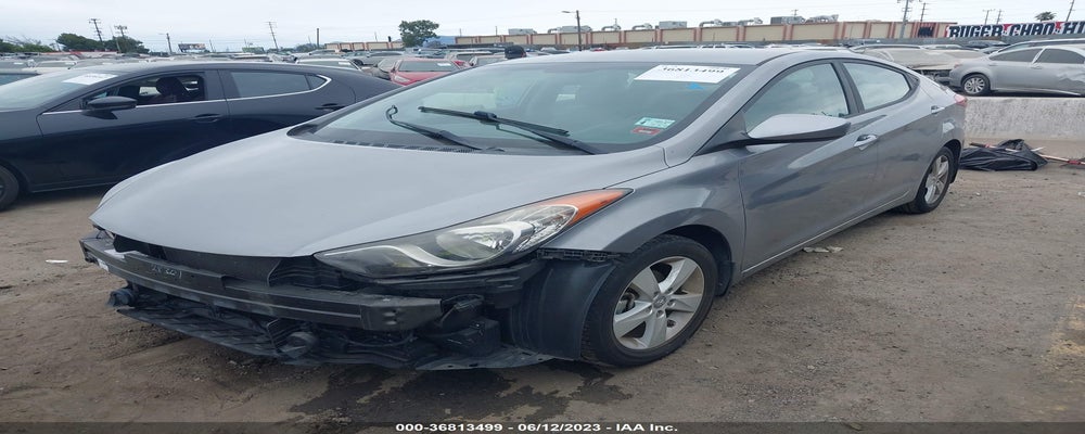 KMHDH4AE1DU945724 2013 HYUNDAI ELANTRA photo no. 2
