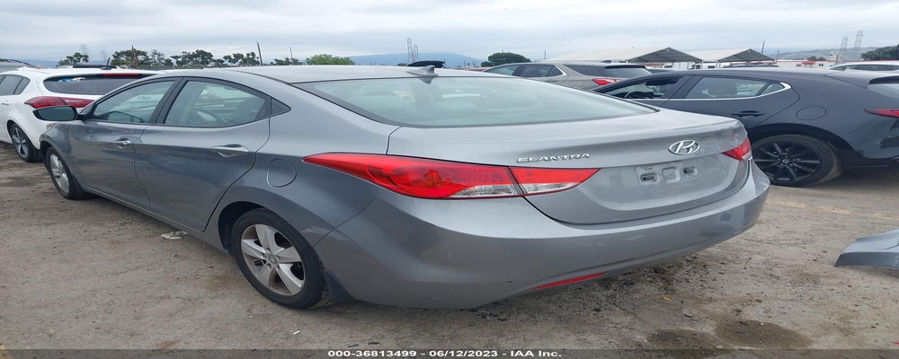 KMHDH4AE1DU945724 2013 HYUNDAI ELANTRA photo no. 3