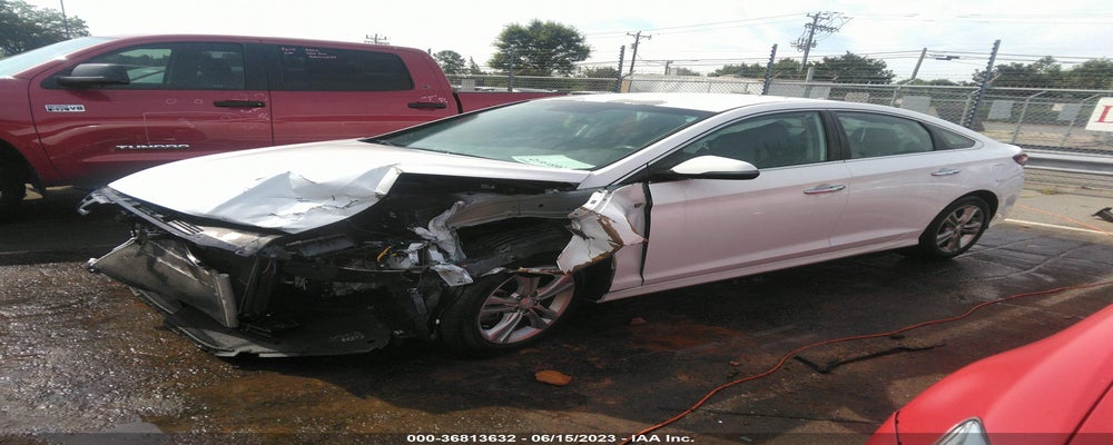 5NPE34AF7JH608688 2018 HYUNDAI SONATA photo no. 2