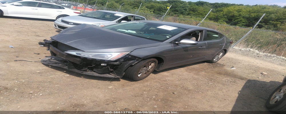 5NPD84LFXKH408416 2019 HYUNDAI ELANTRA photo no. 2