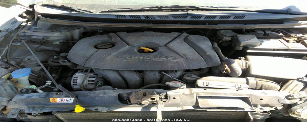 5NPDH4AE4FH643281 2015 HYUNDAI ELANTRA photo no. 10