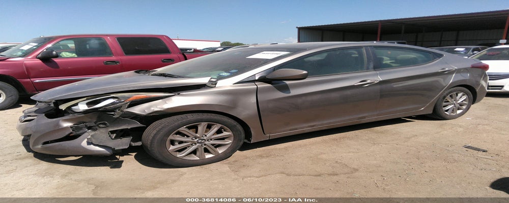 5NPDH4AE4FH643281 2015 HYUNDAI ELANTRA photo no. 2