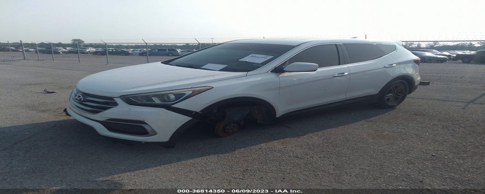 5XYZT3LB4HG384884 2017 HYUNDAI SANTA FE SPORT photo no. 2