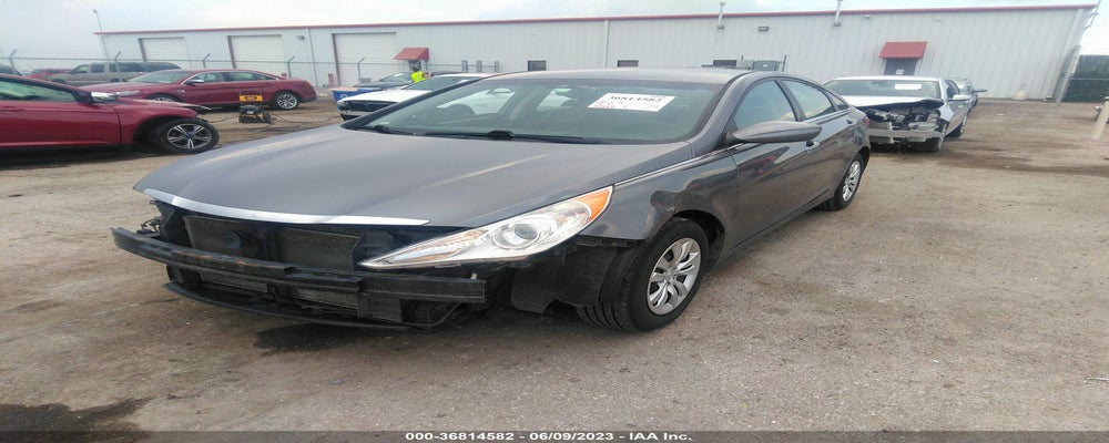 5NPEB4AC7DH571994 2013 HYUNDAI SONATA photo no. 2
