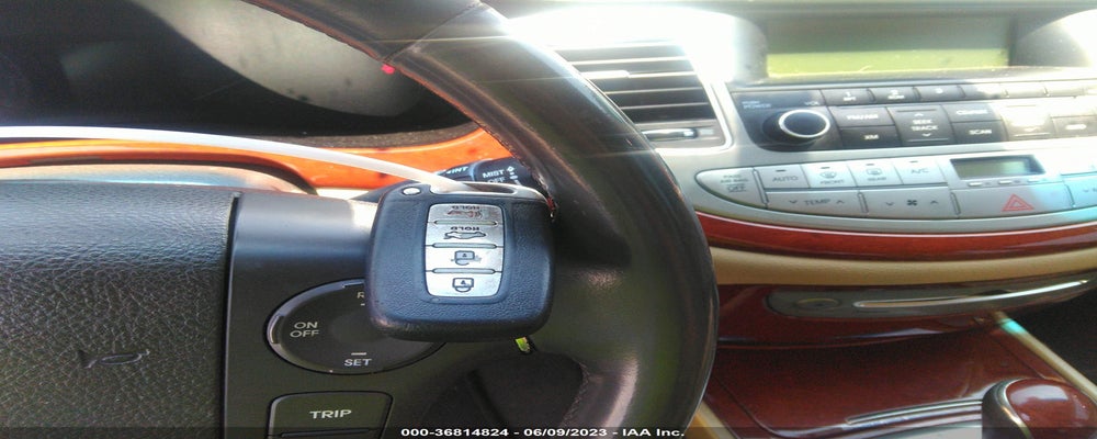 KMHGC4DD6CU203560 2012 HYUNDAI GENESIS photo no. 11