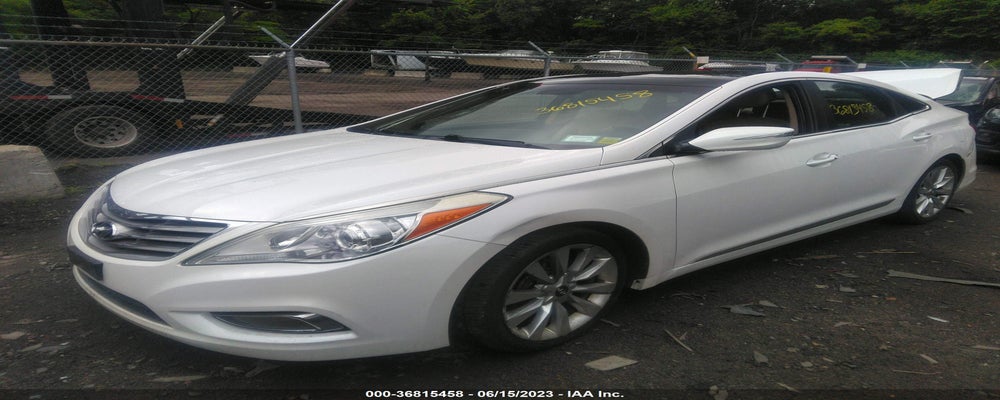 KMHFH4JG2DA252821 2013 HYUNDAI AZERA photo no. 2