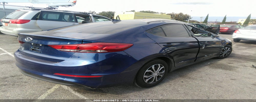 5NPD74LF0HH137717 2017 HYUNDAI ELANTRA photo no. 4