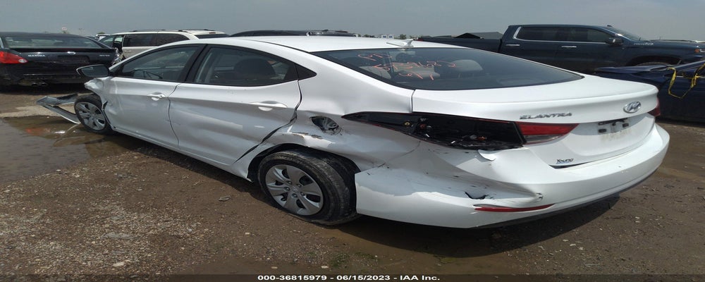 5NPDH4AEXGH698593 2016 HYUNDAI ELANTRA photo no. 3
