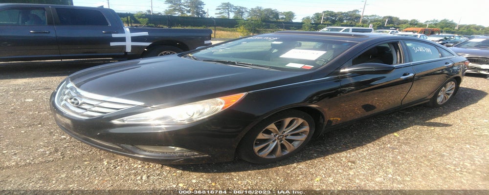 5NPEC4AC3DH588840 2013 HYUNDAI SONATA photo no. 2