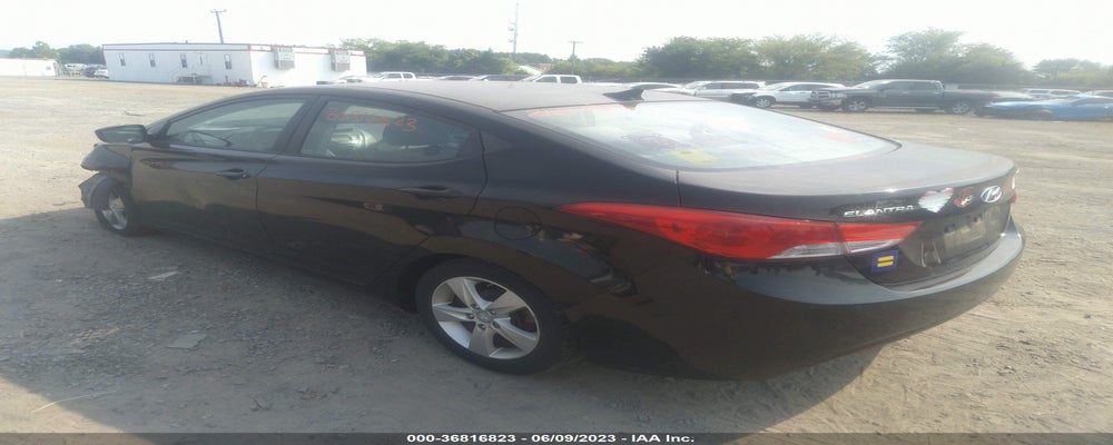 KMHDH4AE3DU500739 2013 HYUNDAI ELANTRA photo no. 3
