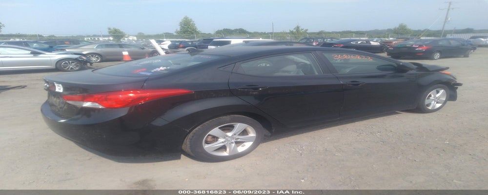 KMHDH4AE3DU500739 2013 HYUNDAI ELANTRA photo no. 4