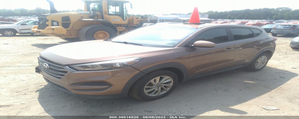 KM8J23A41GU237029 2016 HYUNDAI TUCSON photo no. 2