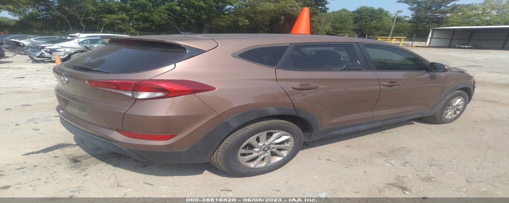 KM8J23A41GU237029 2016 HYUNDAI TUCSON photo no. 4