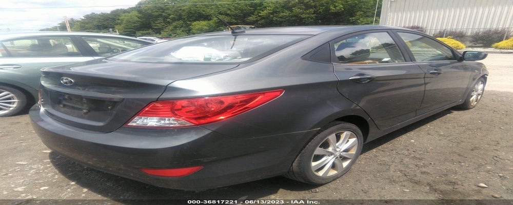 KMHCU4AE3CU112965 2012 HYUNDAI ACCENT photo no. 4