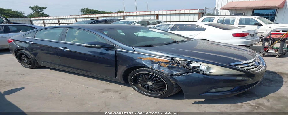 5NPEC4AB2BH220749 2011 HYUNDAI SONATA photo no. 12