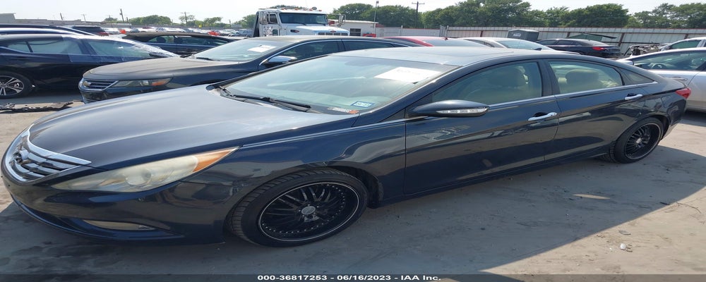 5NPEC4AB2BH220749 2011 HYUNDAI SONATA photo no. 2
