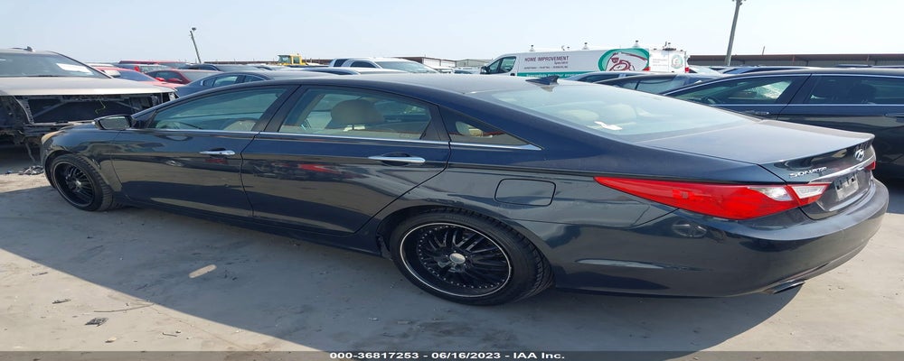5NPEC4AB2BH220749 2011 HYUNDAI SONATA photo no. 3