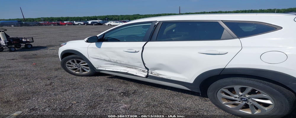KM8J3CA43HU549027 2017 HYUNDAI TUCSON photo no. 6