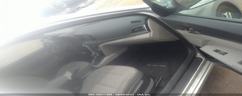5NPD84LFXHH075109 2017 HYUNDAI ELANTRA photo no. 5