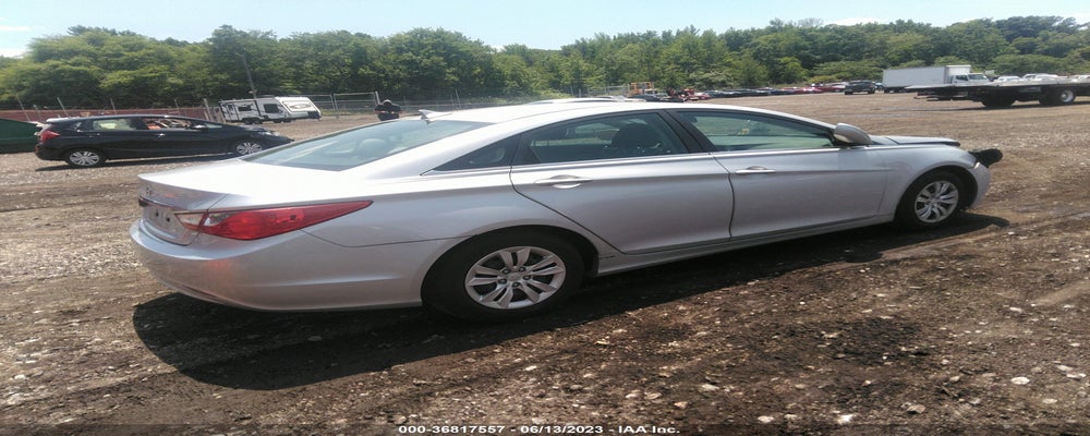 5NPEB4AC0BH257956 2011 HYUNDAI SONATA photo no. 4