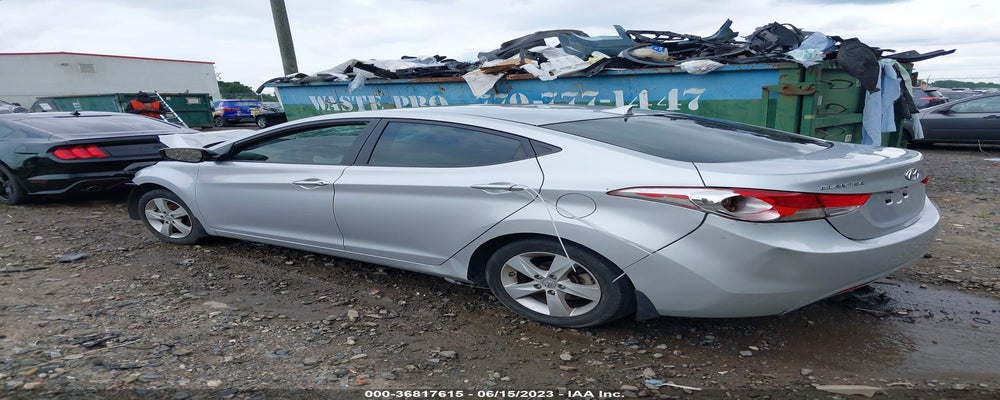 KMHDH4AE1DU571289 2013 HYUNDAI ELANTRA photo no. 3