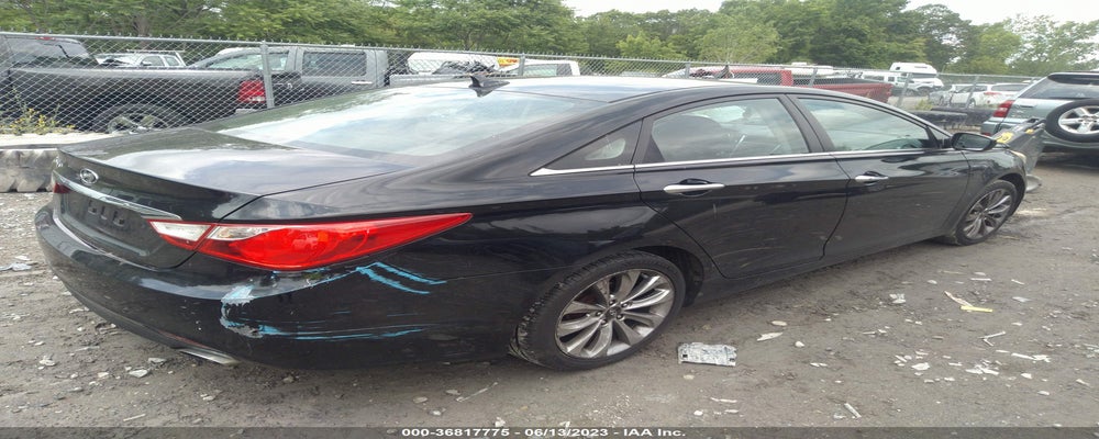 5NPEC4AC8BH260262 2011 HYUNDAI SONATA photo no. 4
