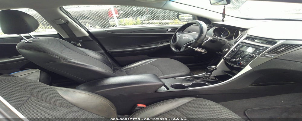 5NPEC4AC8BH260262 2011 HYUNDAI SONATA photo no. 5