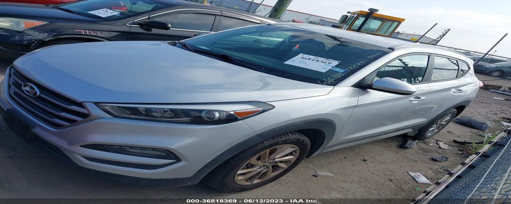 KM8J33A40JU669499 2018 HYUNDAI TUCSON photo no. 2