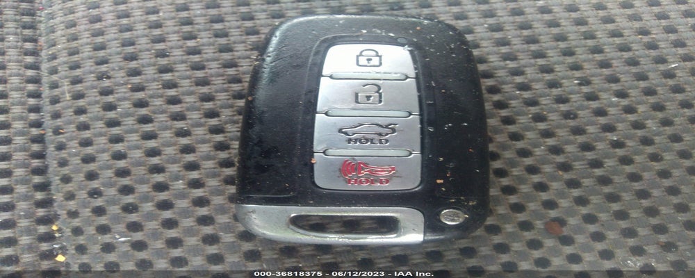 5NPEC4ABXCH435278 2012 HYUNDAI SONATA photo no. 11