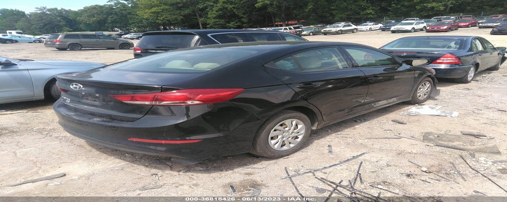 5NPD74LF3JH231564 2018 HYUNDAI ELANTRA photo no. 4