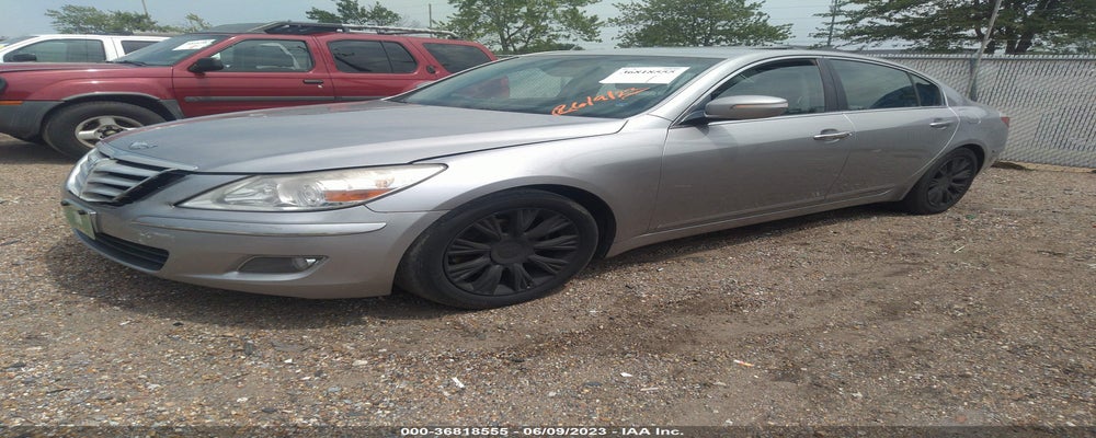 KMHGC4DE6BU113963 2011 HYUNDAI GENESIS photo no. 2