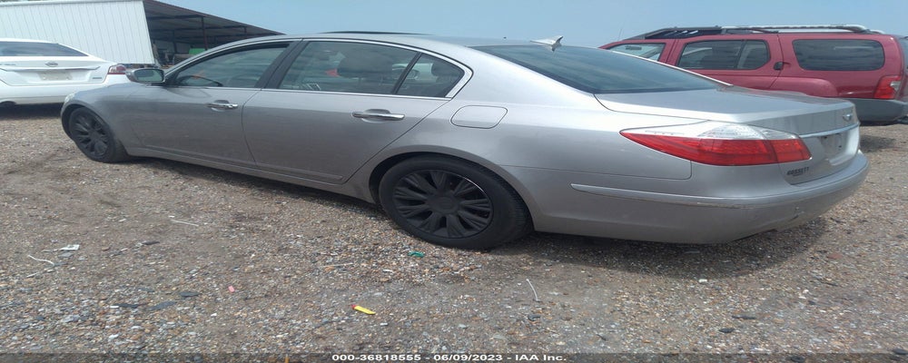 KMHGC4DE6BU113963 2011 HYUNDAI GENESIS photo no. 3