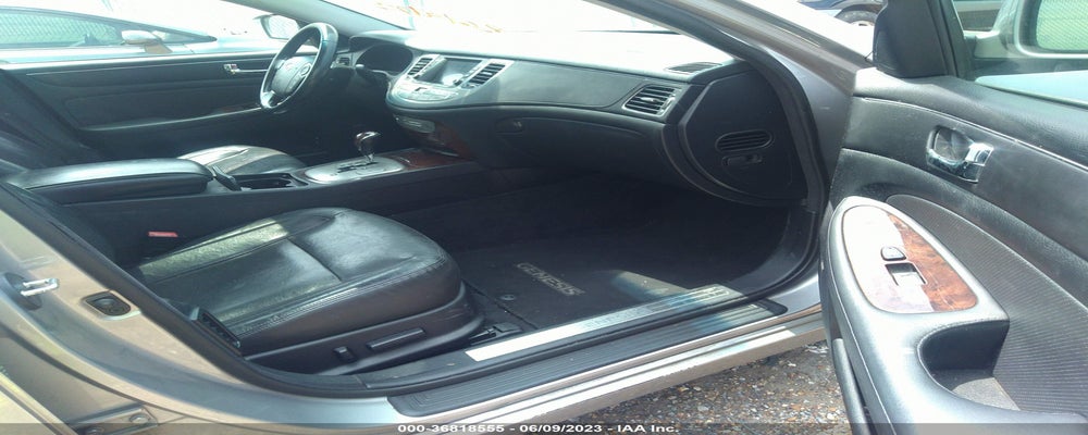 KMHGC4DE6BU113963 2011 HYUNDAI GENESIS photo no. 5
