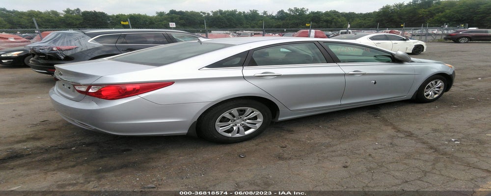 5NPEB4AC4DH508402 2013 HYUNDAI SONATA photo no. 4