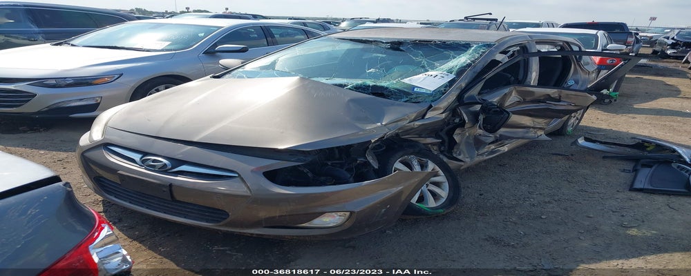KMHCU5AE4EU177333 2014 HYUNDAI ACCENT photo no. 2