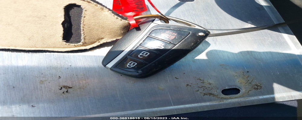 KMHGN4JE8GU126185 2016 HYUNDAI GENESIS photo no. 11