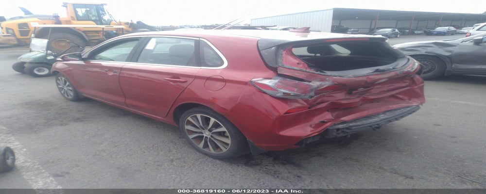 KMHH35LE2JU031433 2018 HYUNDAI ELANTRA GT photo no. 3