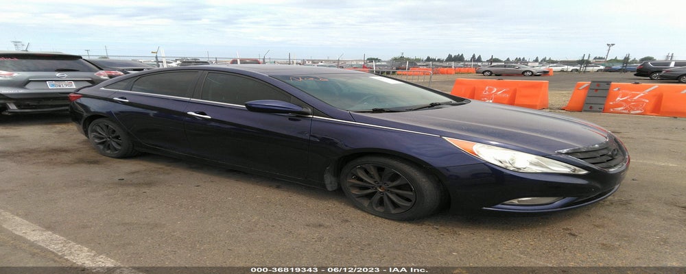 5NPEC4AC2BH066536 2011 HYUNDAI SONATA photo no. 12